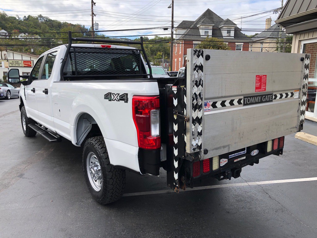 2017 Ford F-250 Image 3