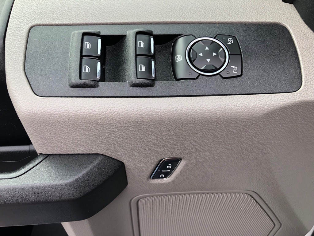 2017 Ford F-250 Image 17
