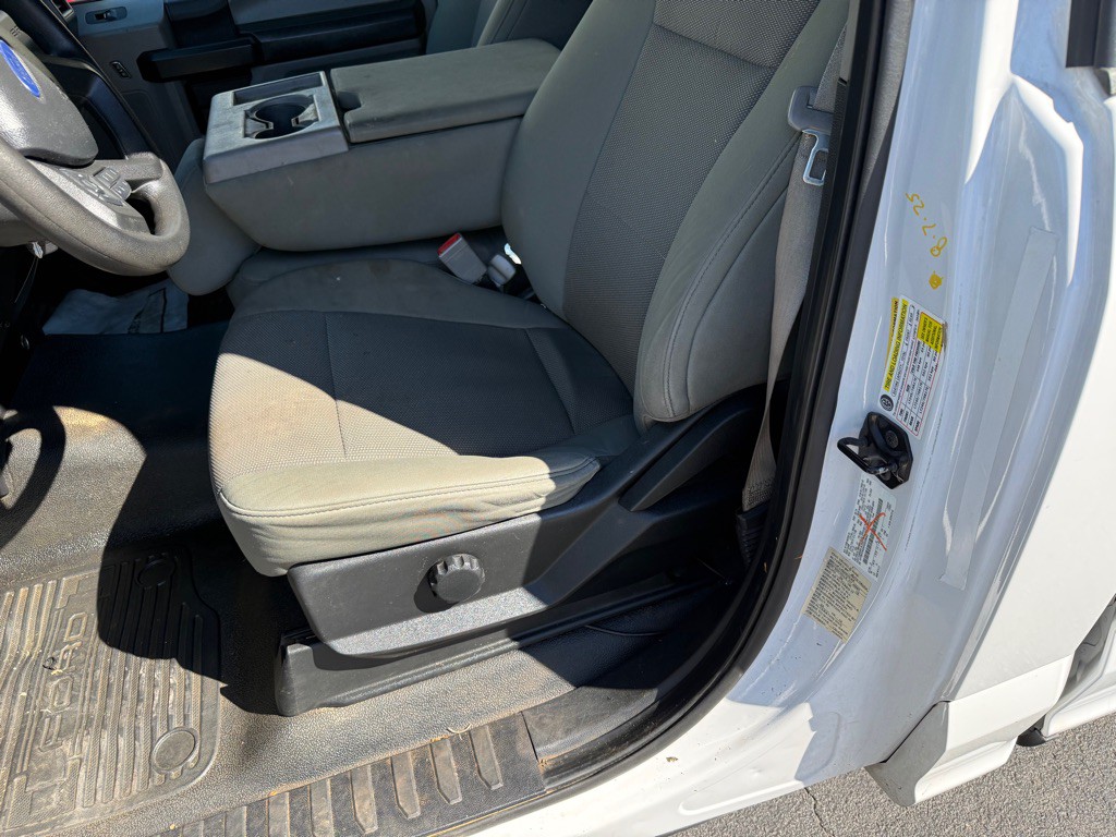2017 Ford F-250 Image 3