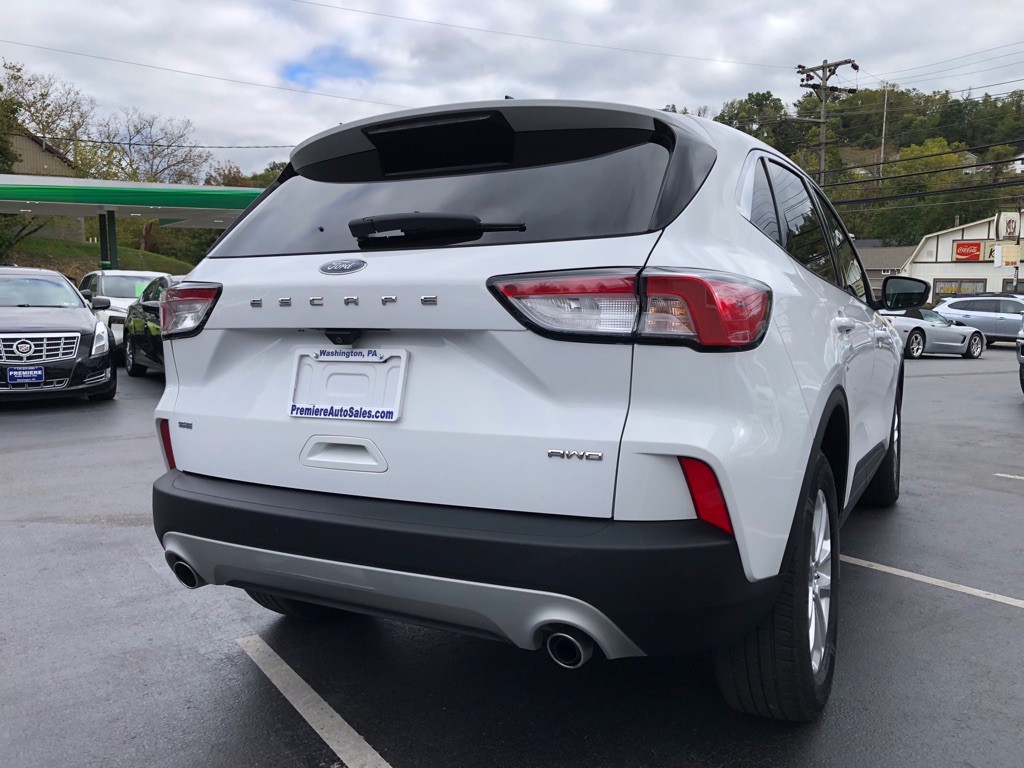 2021 Ford Escape Image 4