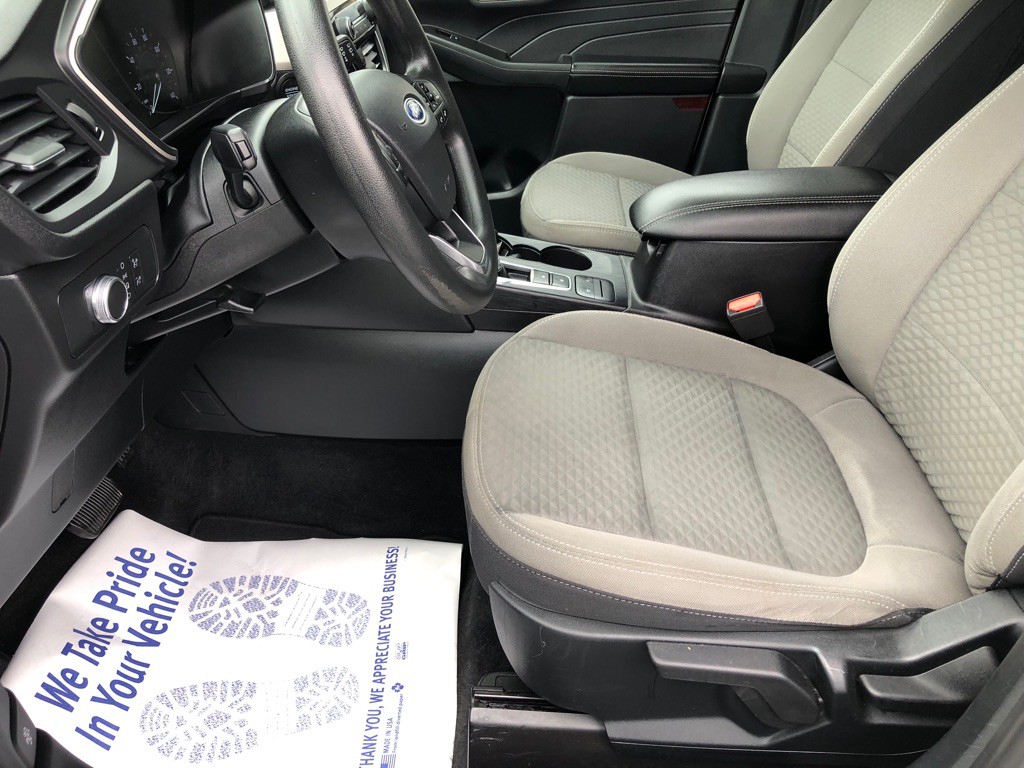 2021 Ford Escape Image 18