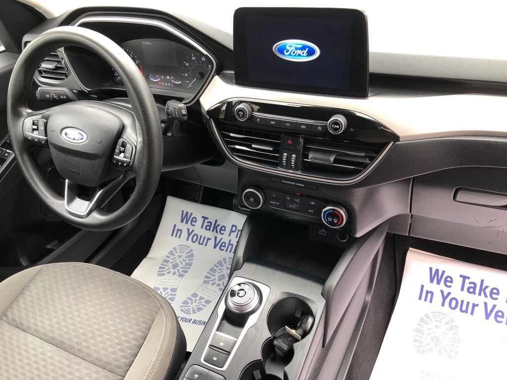 2021 Ford Escape Image 24