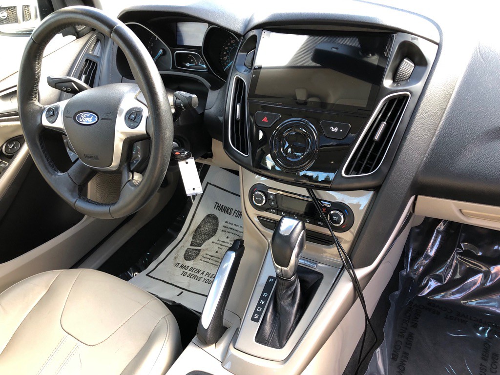2012 Ford Focus Image 25