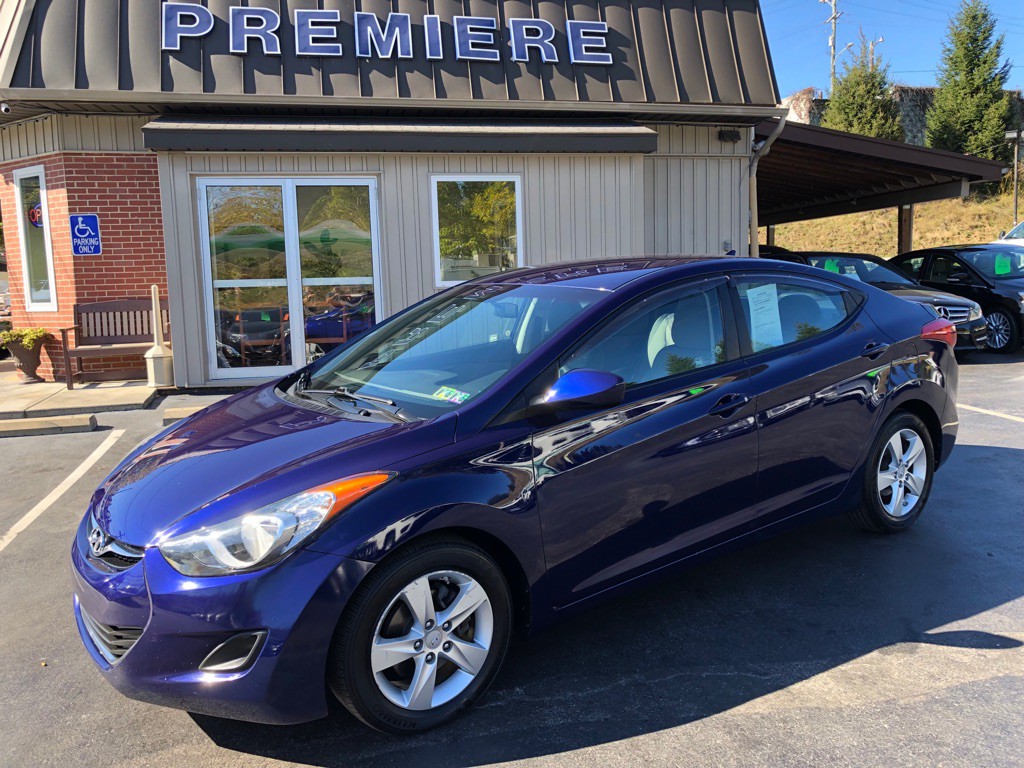 2011 Hyundai Elantra Image 9