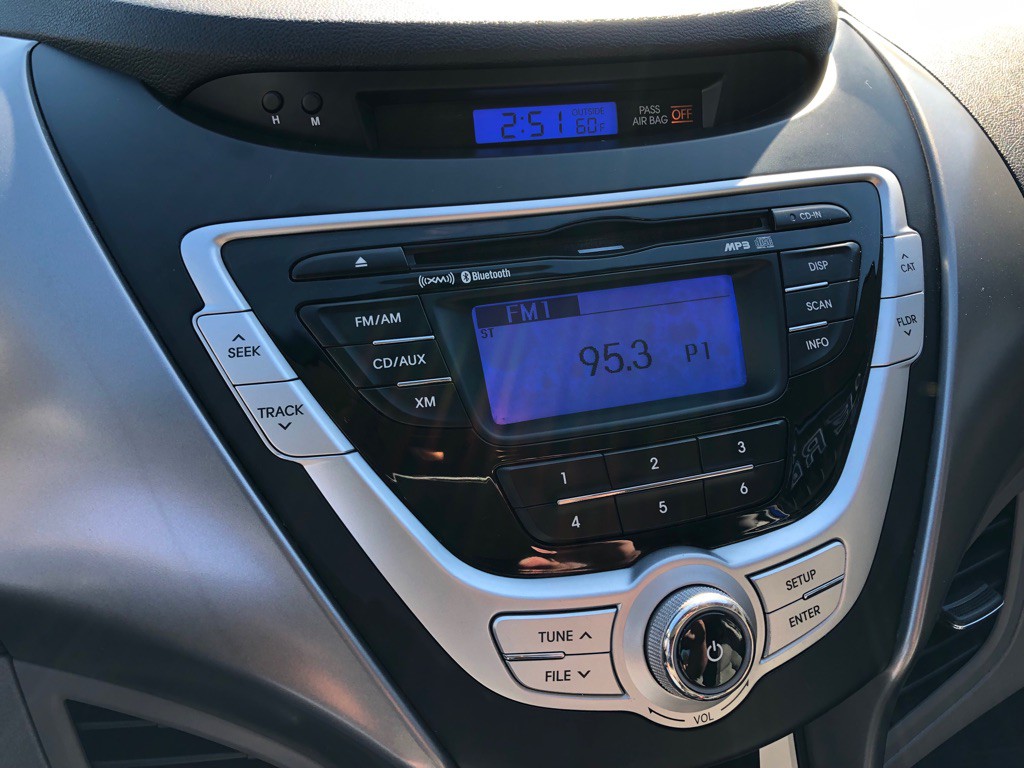 2011 Hyundai Elantra Image 25