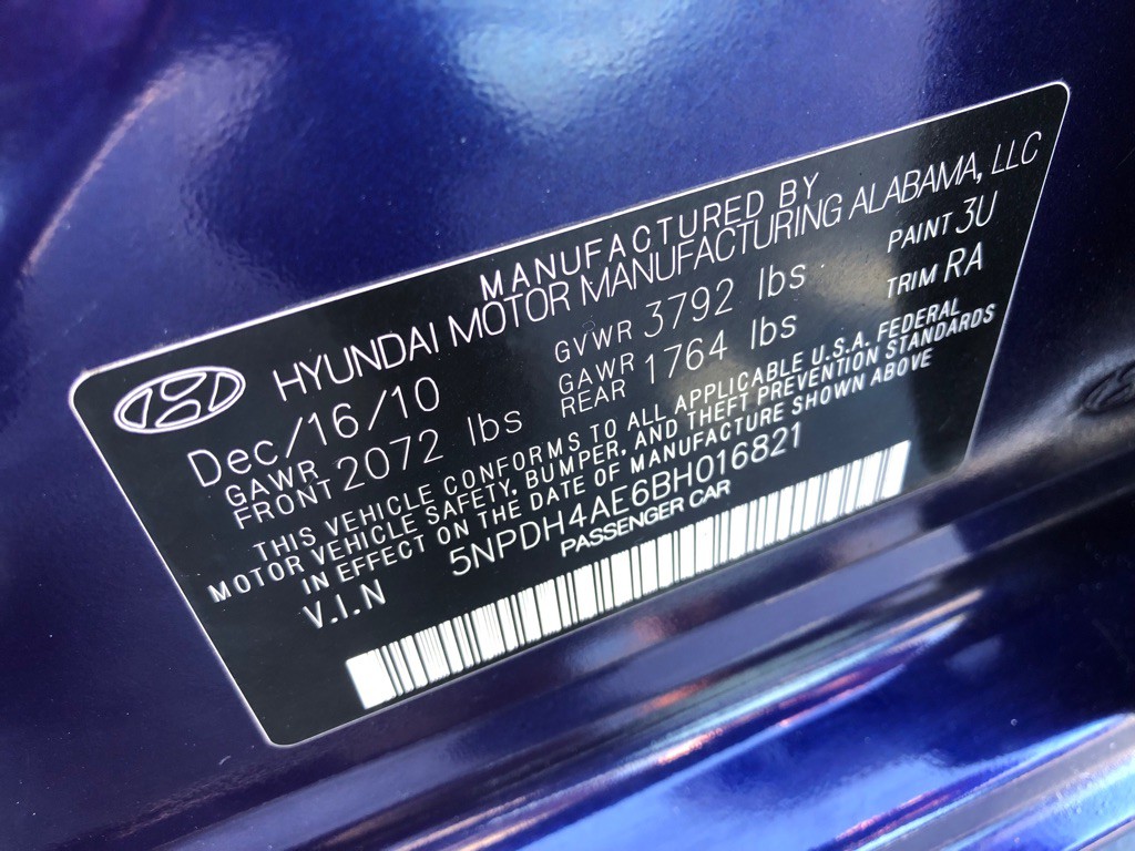 2011 Hyundai Elantra Image 32