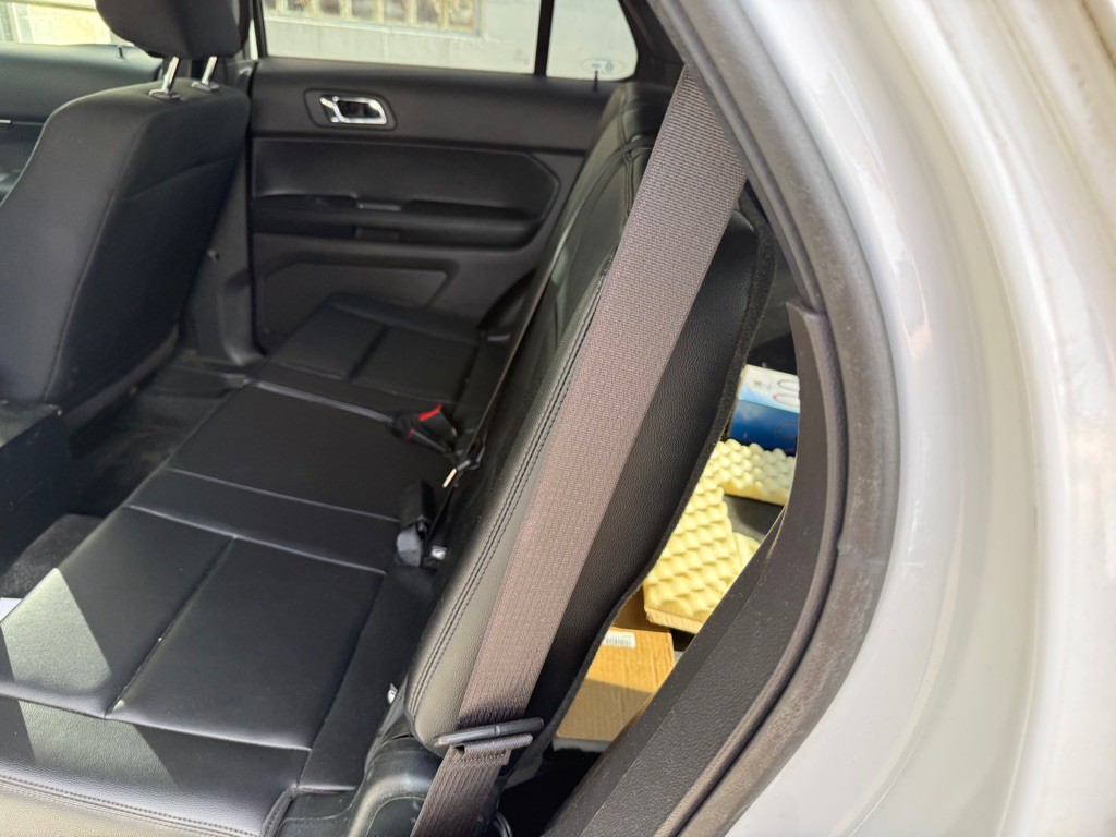 2014 Ford Explorer Image 3