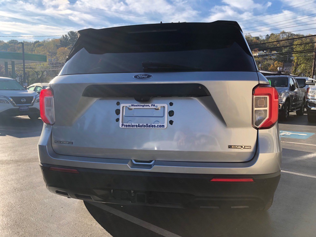 2020 Ford Explorer Image 4