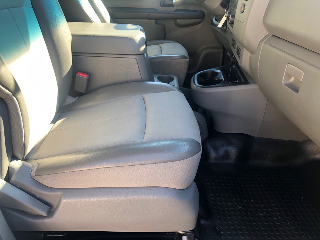 2019 Nissan NV Image 26