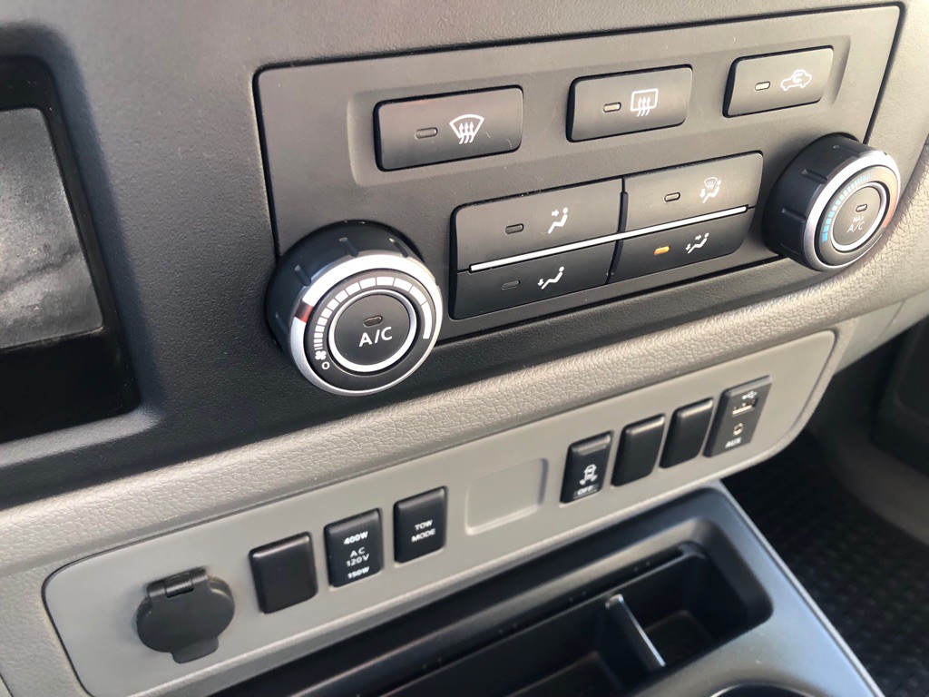 2019 Nissan NV Image 30