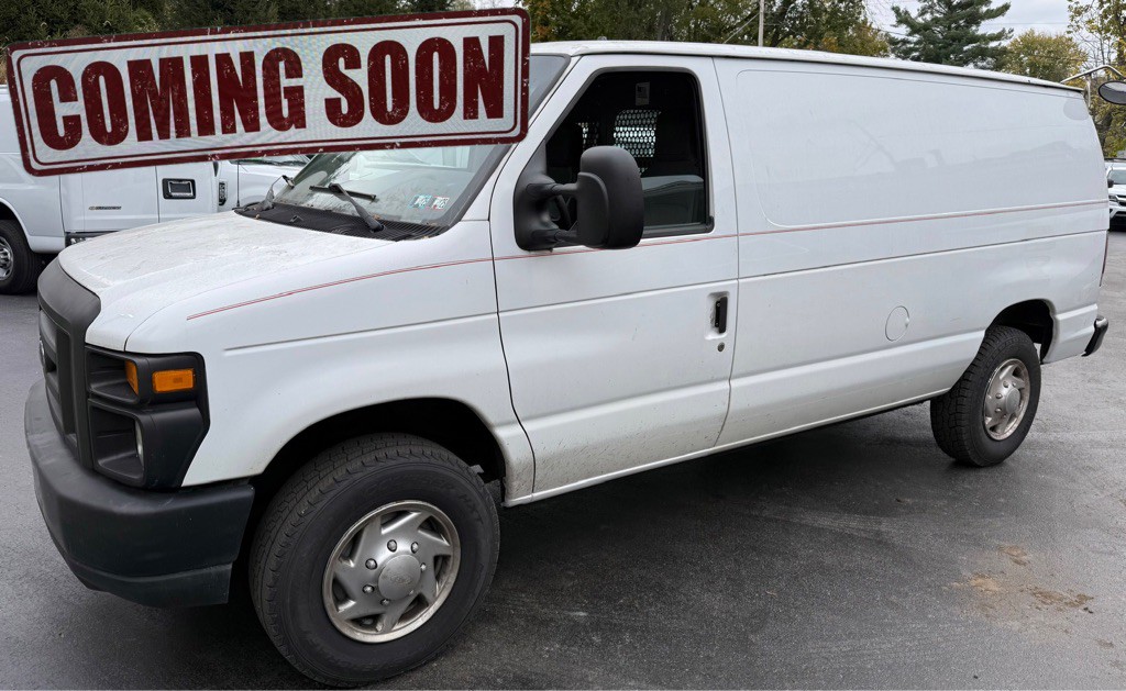 2010 Ford Econoline Image 1