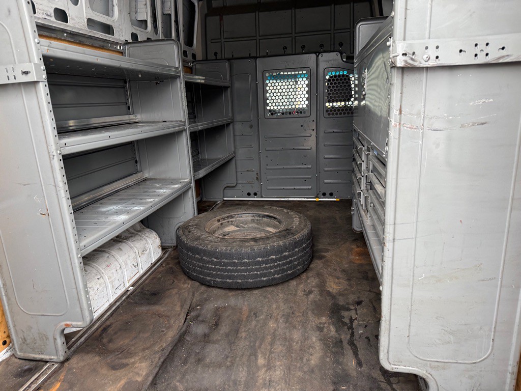 2020 Nissan NV Image 3