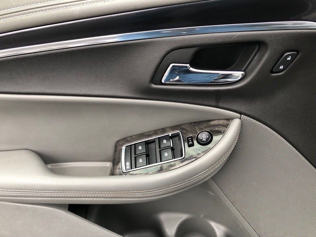 2014 Chevrolet Impala Image 16