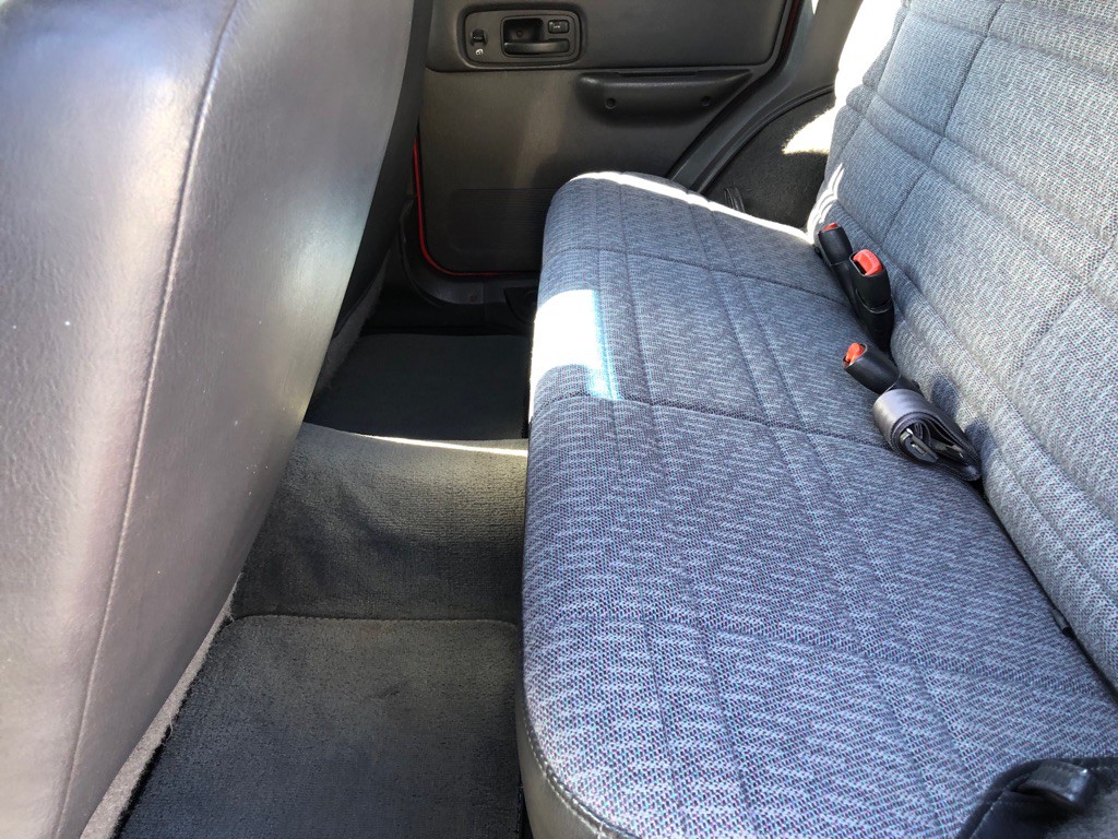 2000 Jeep Cherokee Image 27
