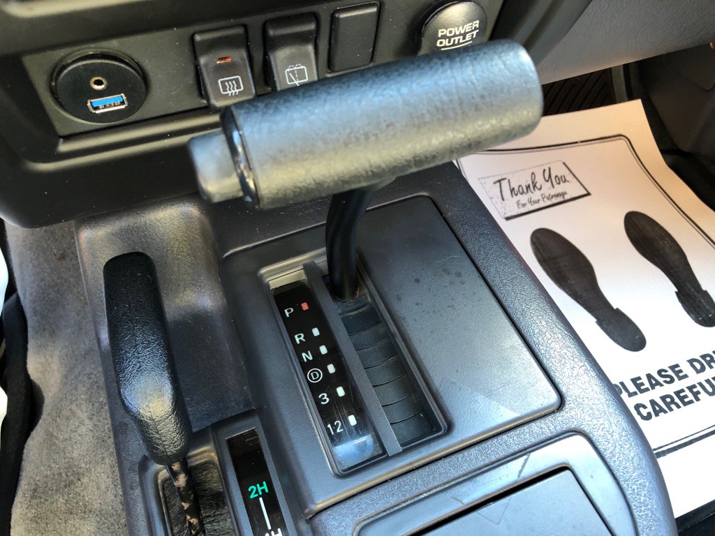 2000 Jeep Cherokee Image 35