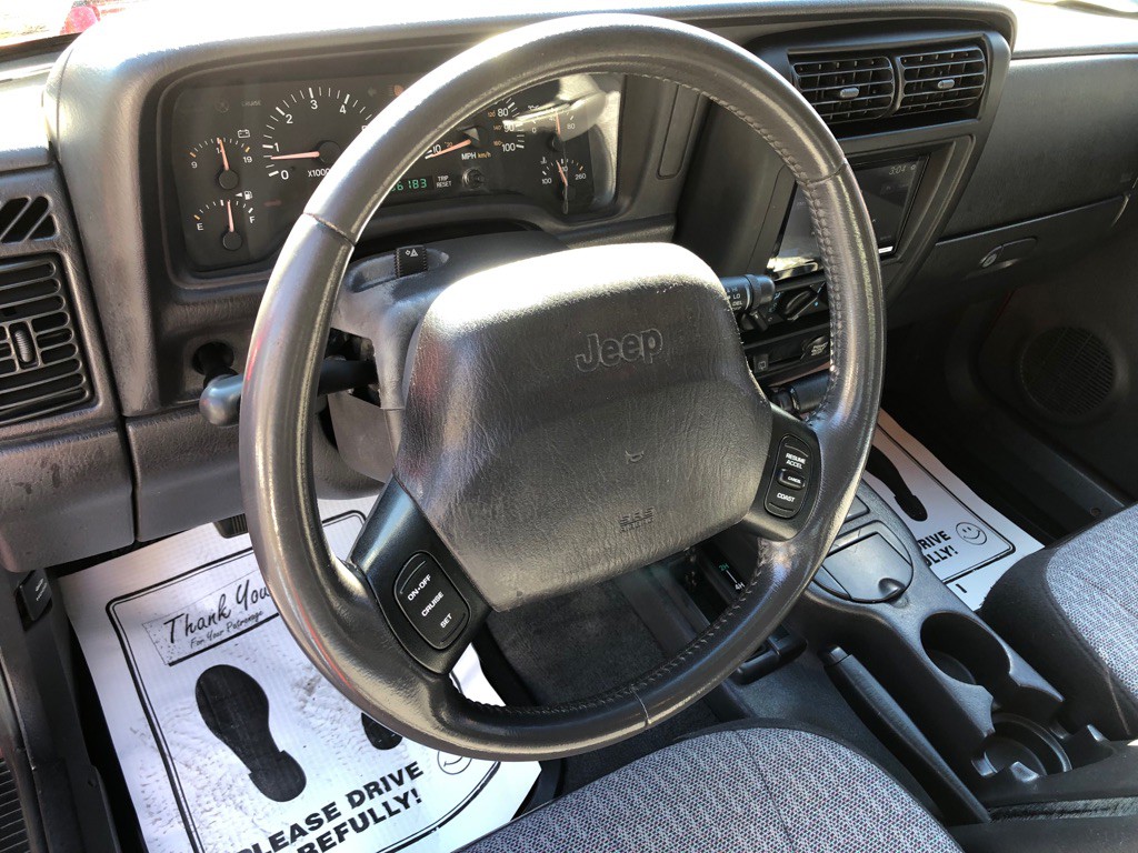 2000 Jeep Cherokee Image 38