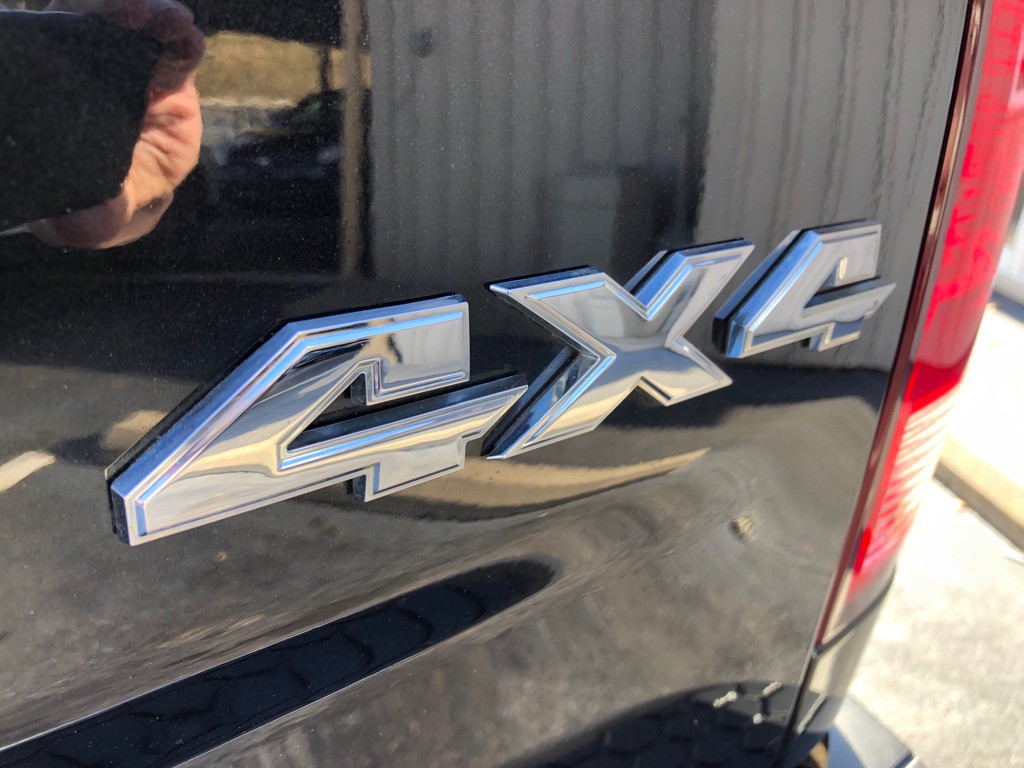 2018 RAM 3500 Image 18