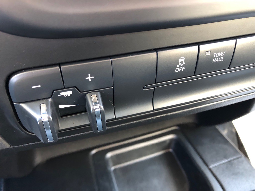 2018 RAM 3500 Image 30