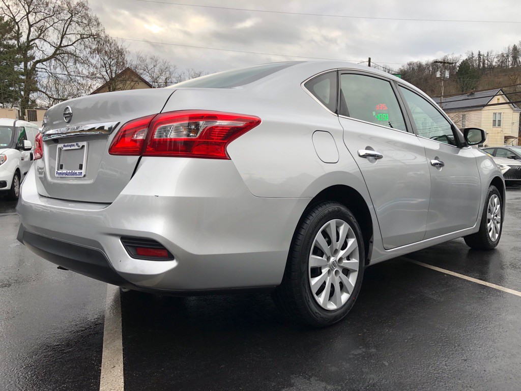 2019 Nissan Sentra Image 5