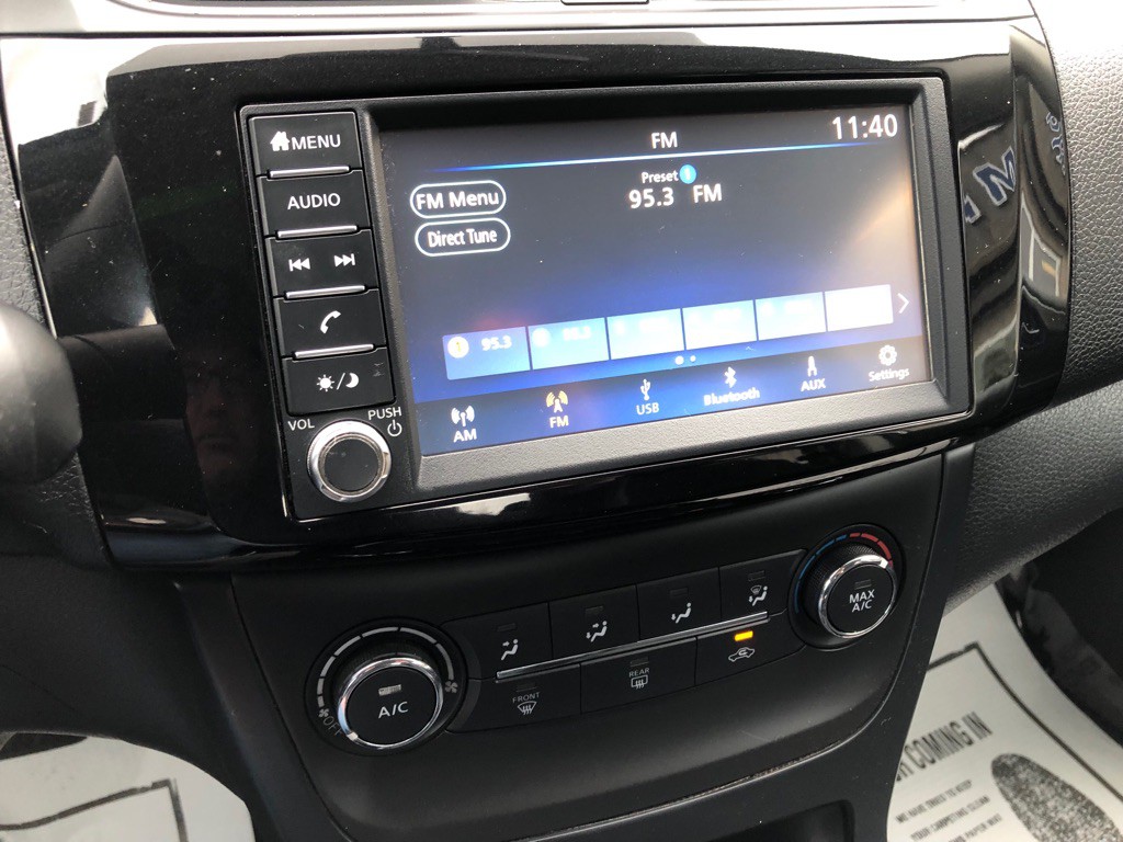 2019 Nissan Sentra Image 25