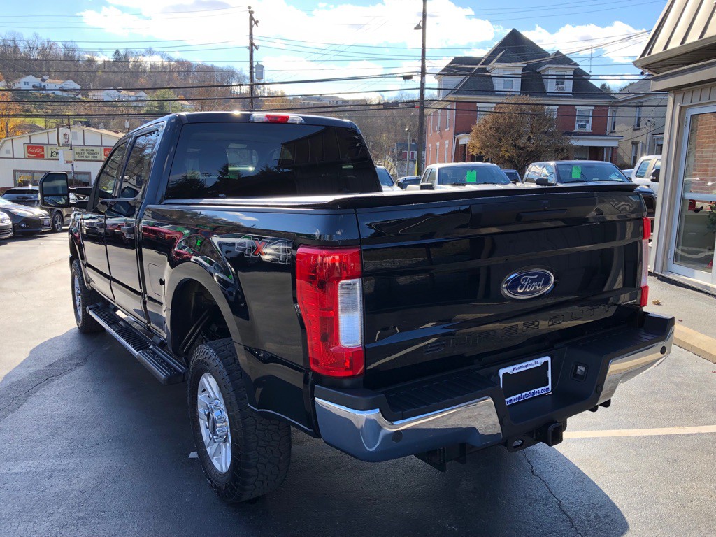 2017 Ford F-250 Image 3