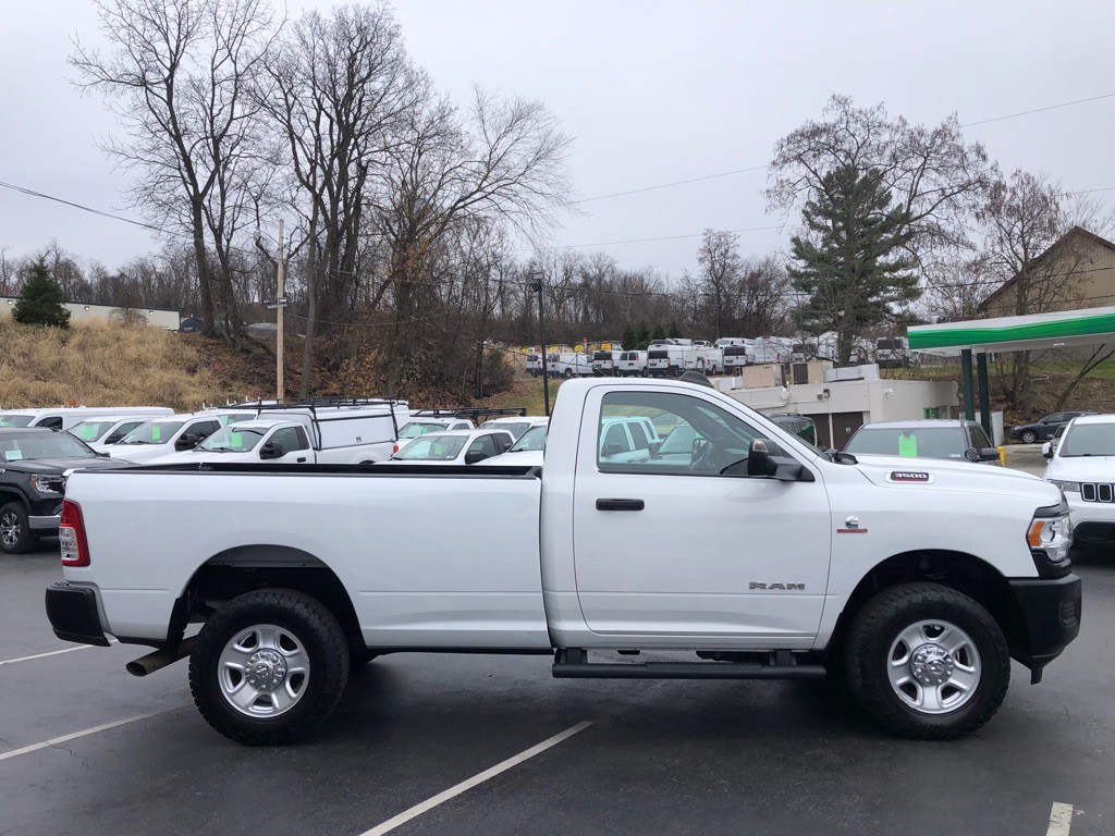 2022 RAM 3500 Image 6