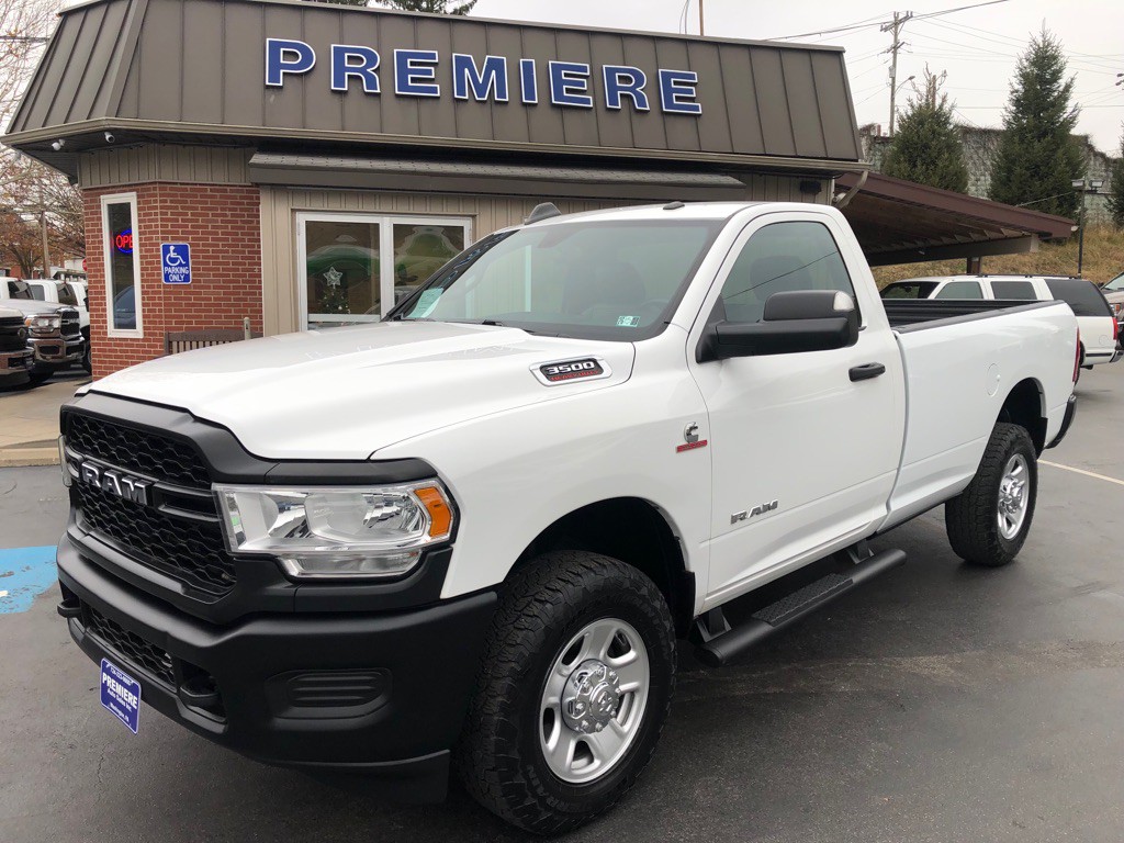 2022 RAM 3500 Image 9