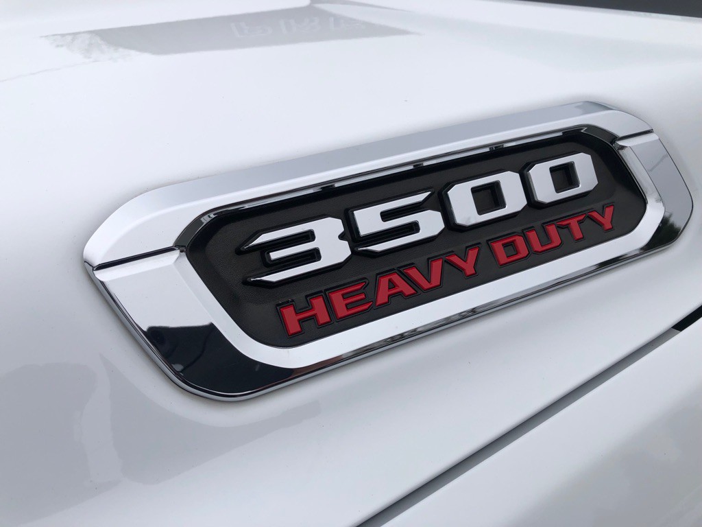 2022 RAM 3500 Image 12