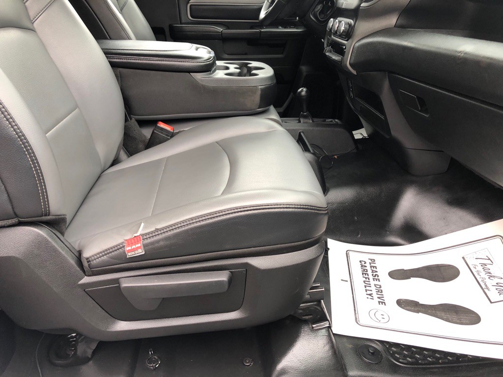 2022 RAM 3500 Image 23