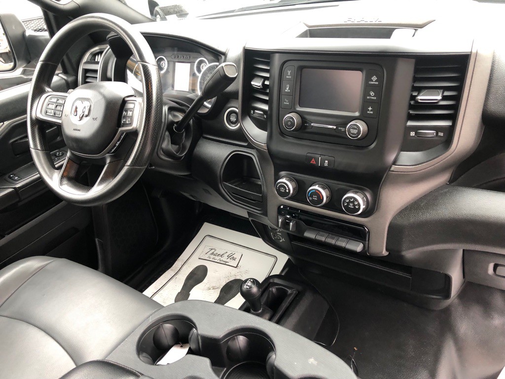 2022 RAM 3500 Image 24