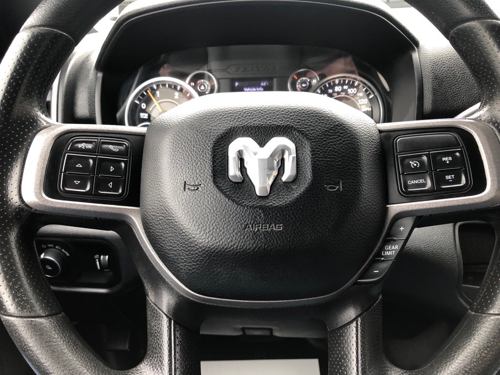 2022 RAM 3500 Image 31