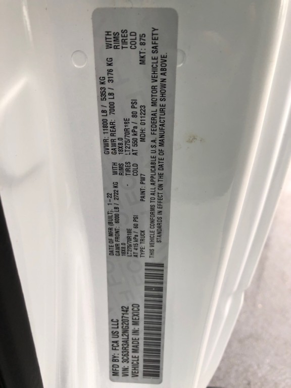 2022 RAM 3500 Image 36