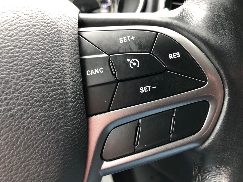 2019 Jeep Cherokee Image 32