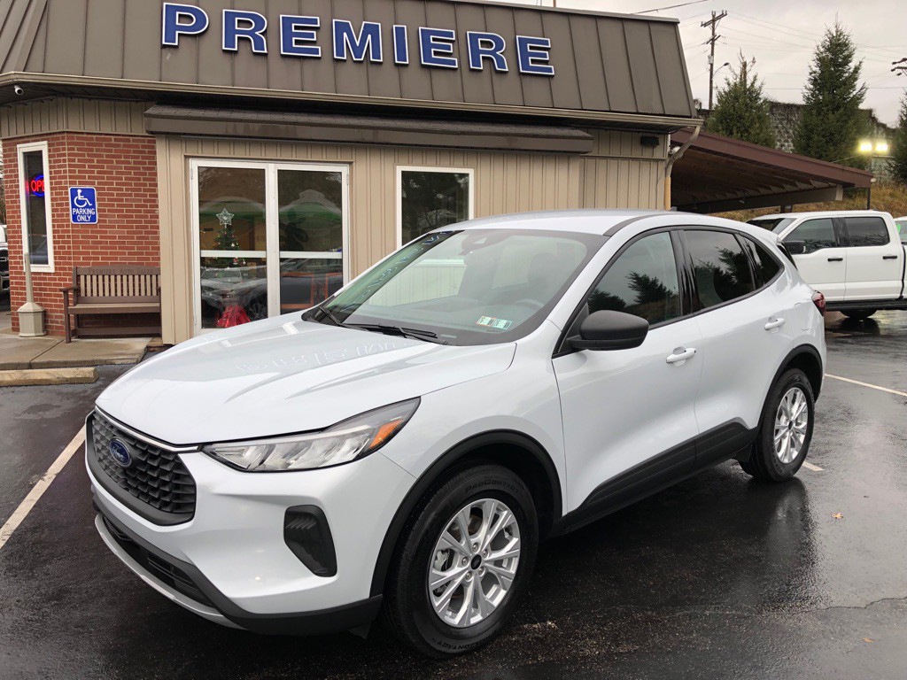 2025 Ford Escape Image 9