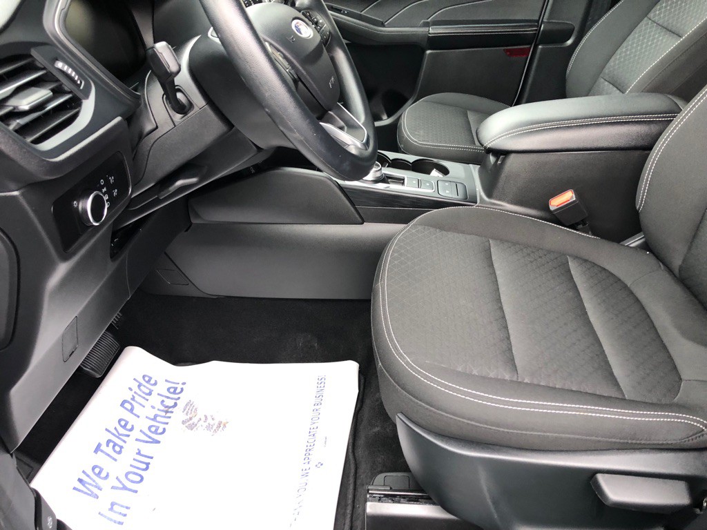 2025 Ford Escape Image 18