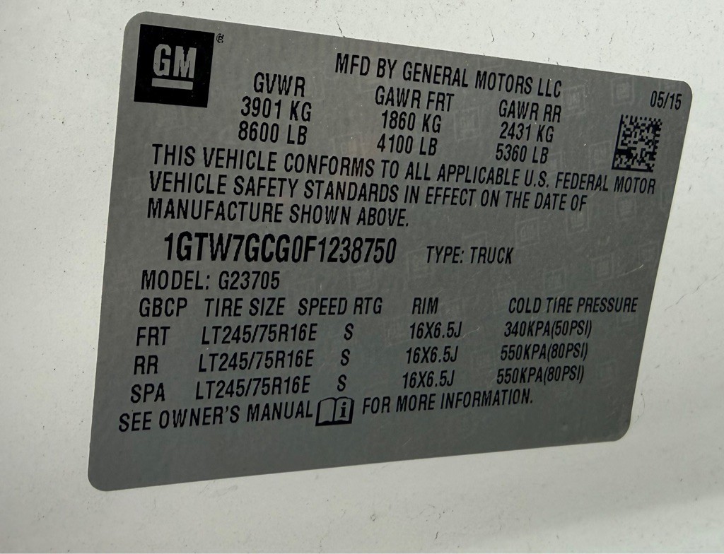 2015 GMC Savana Image 4