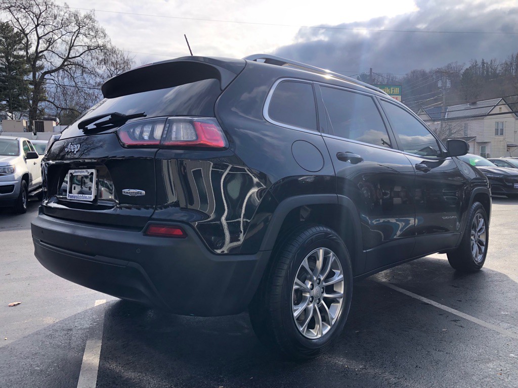 2019 Jeep Cherokee Image 5