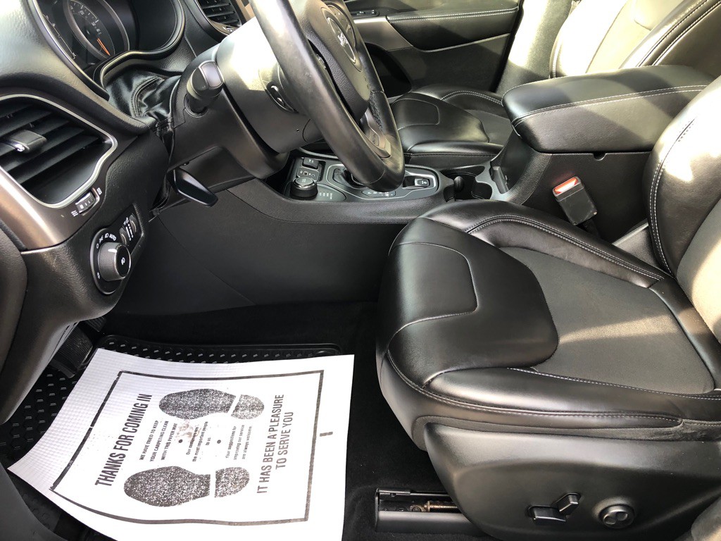 2019 Jeep Cherokee Image 18