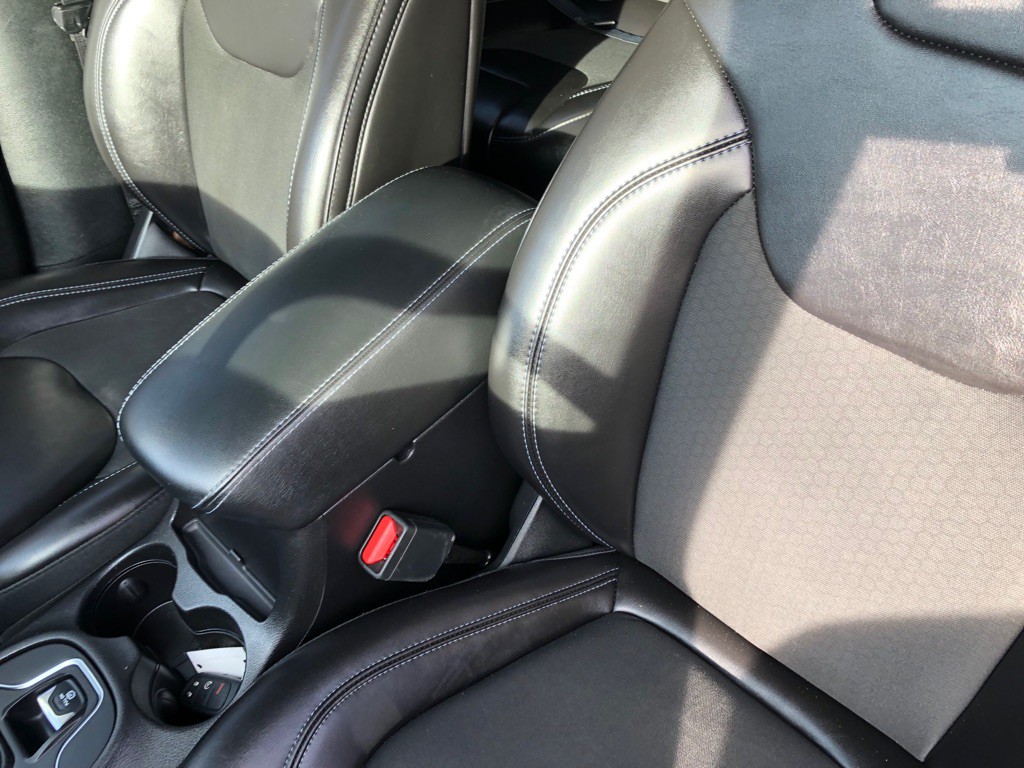 2019 Jeep Cherokee Image 19