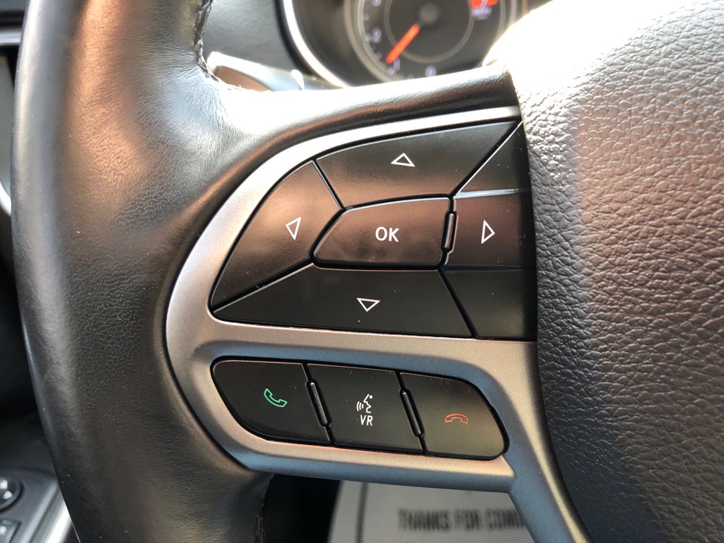 2019 Jeep Cherokee Image 35