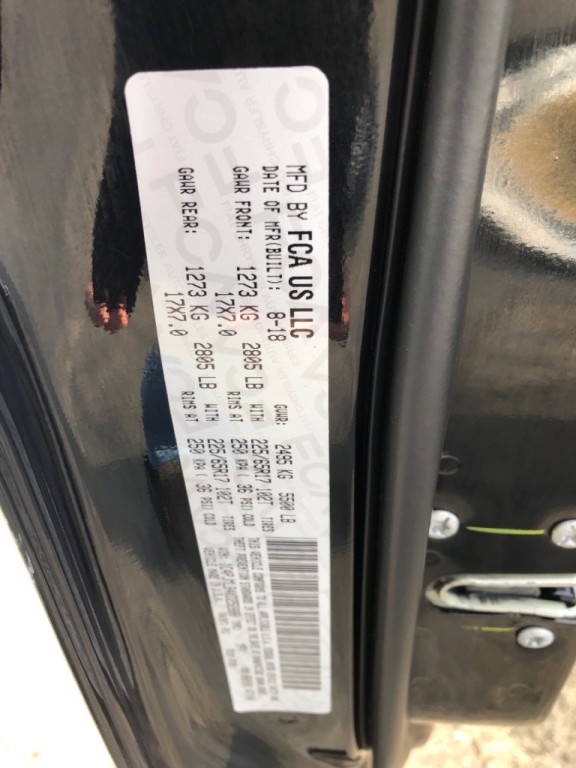 2019 Jeep Cherokee Image 38