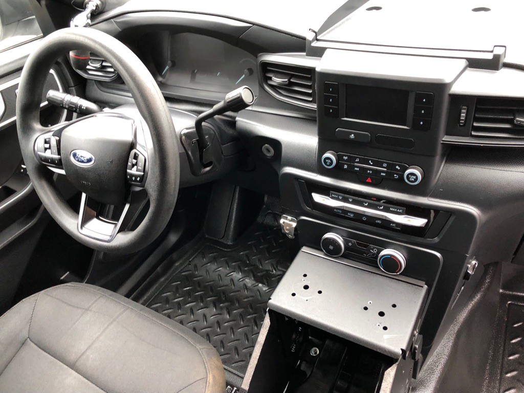 2020 Ford Explorer Image 23