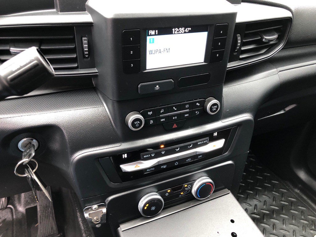 2020 Ford Explorer Image 24