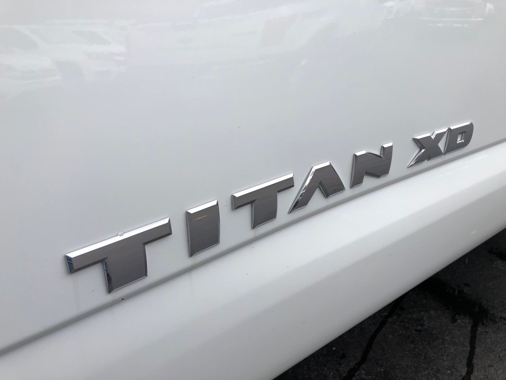2018 Nissan Titan Image 13