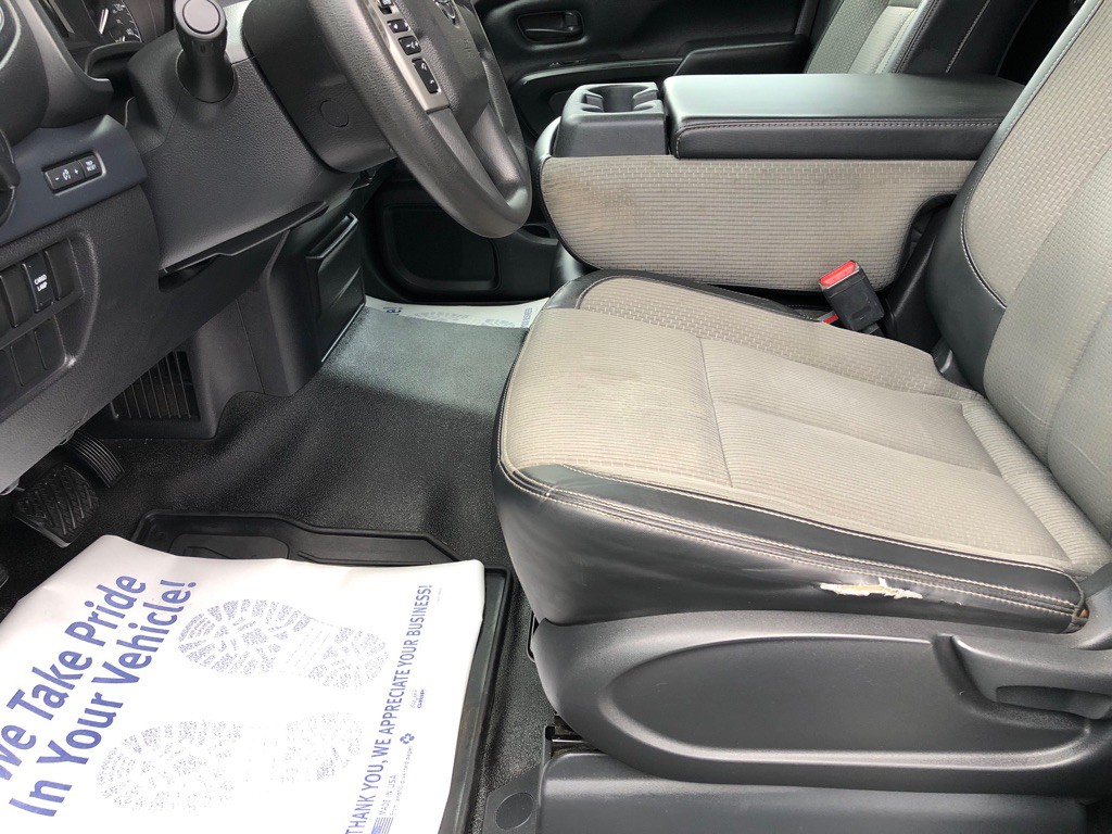 2018 Nissan Titan Image 20