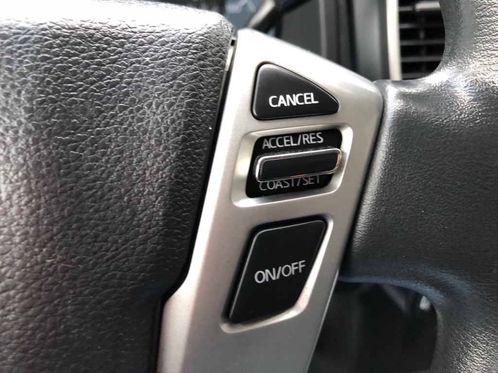 2018 Nissan Titan Image 30