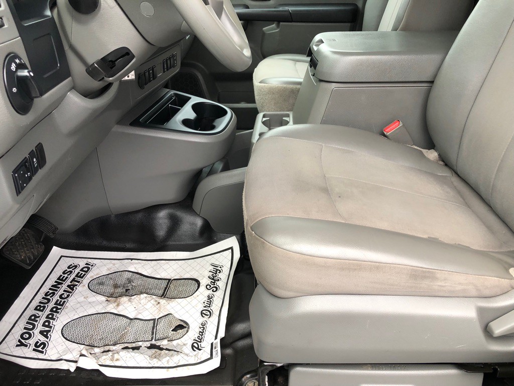 2020 Nissan NV Image 17