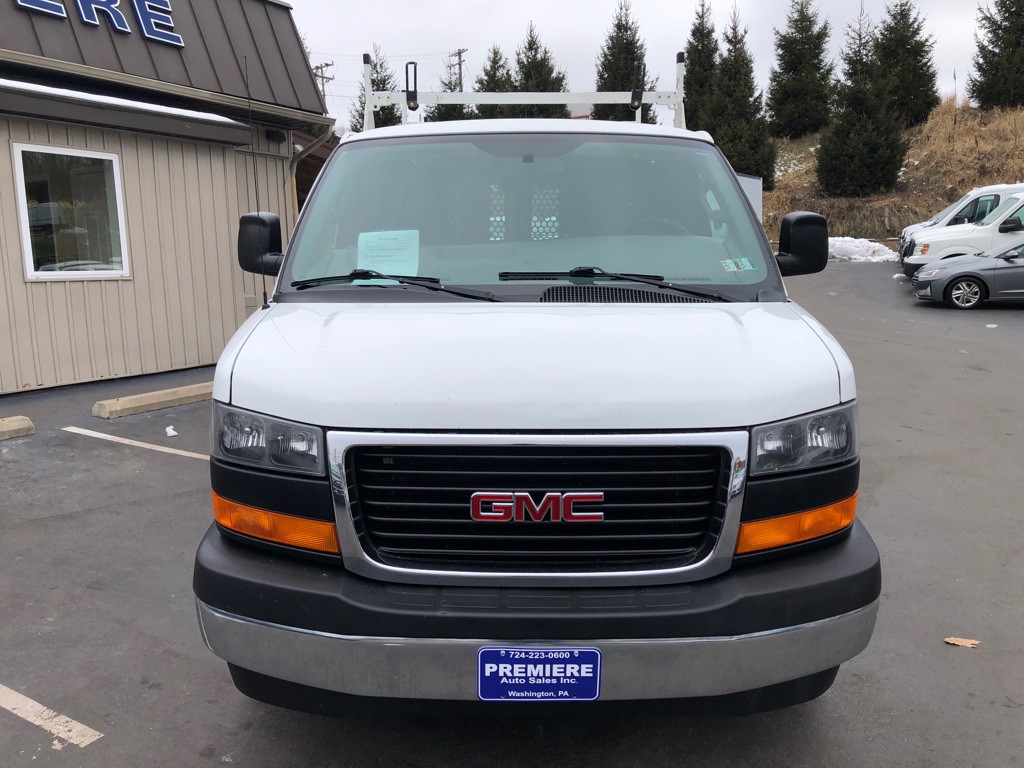 2017 GMC Savana Image 8