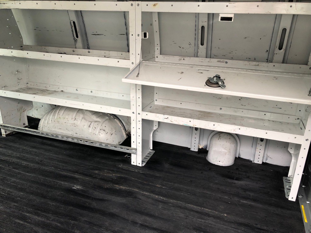 2017 GMC Savana Image 23