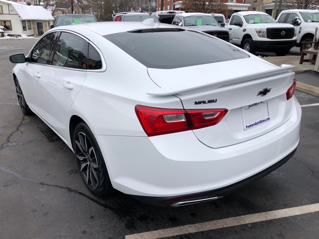 2020 Chevrolet Malibu Image 3